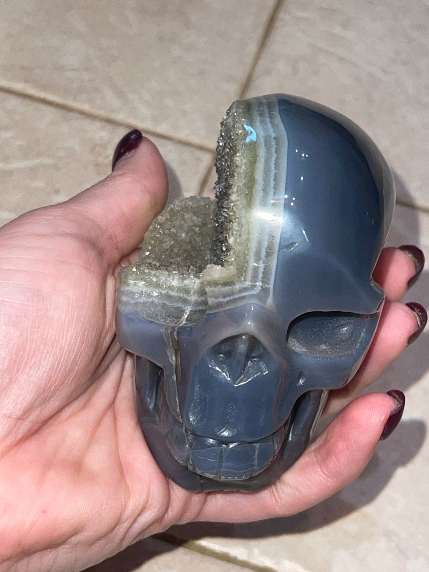 Druzy Agate Skull G with Green Amethyst